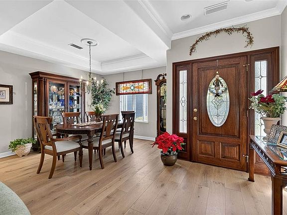 3rd image of 214 W Davis Cup Ct