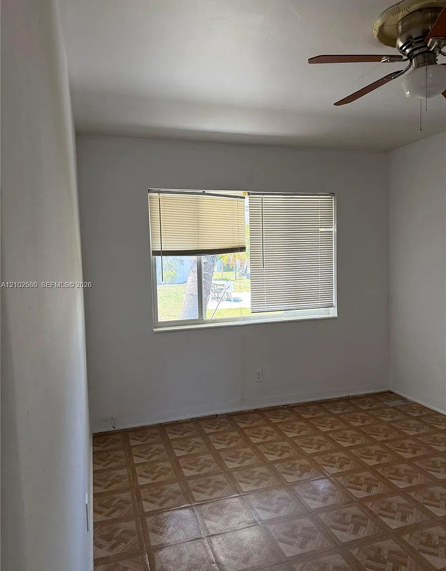 1 bed, 1.0 bath, $1,400 — Photo 2