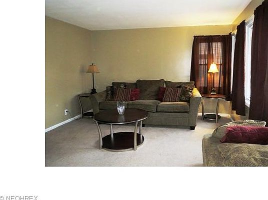 4th image of 3042 Prior Cir