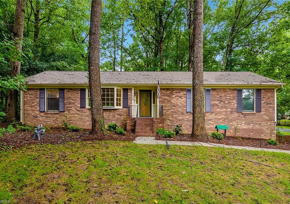 1st image of 130 Pine Hill Dr