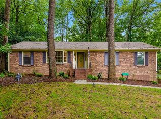 130 Pine Hill Dr, Clemmons, NC 27012
