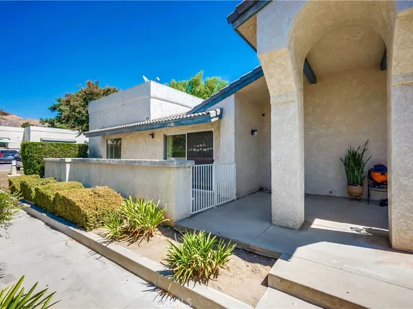 7001 Church Ave Unit 5, Highland, CA 92346