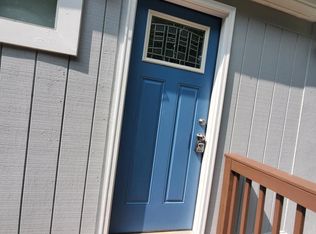 1127 N Royal Ave FRONT C, Front Royal, VA 22630
