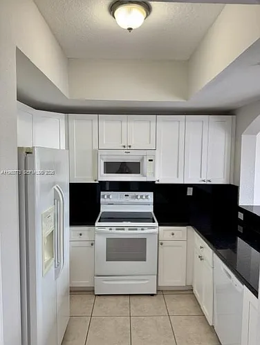 8826 W Flagler St #227 Photo 1
