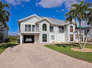 12162 Siesta Dr, Fort Myers Beach, FL 33931