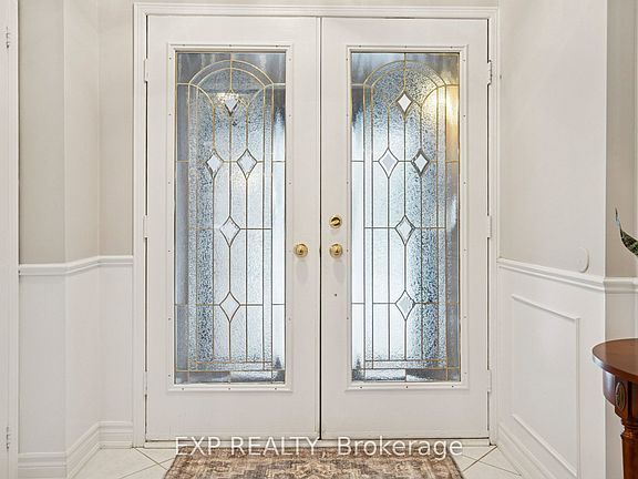 5th image of 209 Nottingham Dr