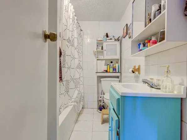 435 Macon Street image 16 of 17