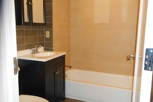 2nd image of 2845 Ocean Ave APT 5A