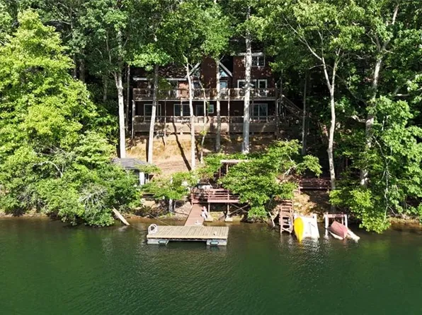 166 Douglas Fir Dr, Waleska, GA 30183