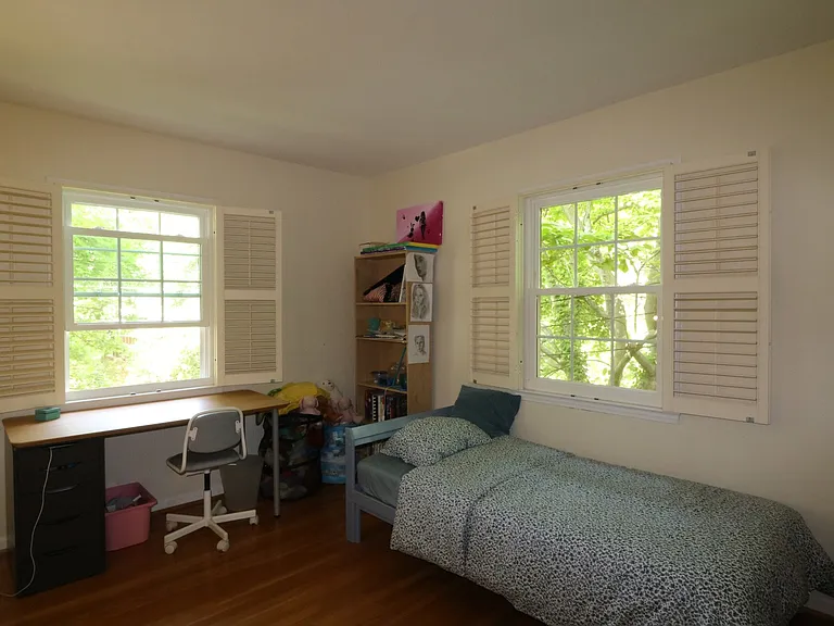 6703 Rannoch Rd — Photo 24