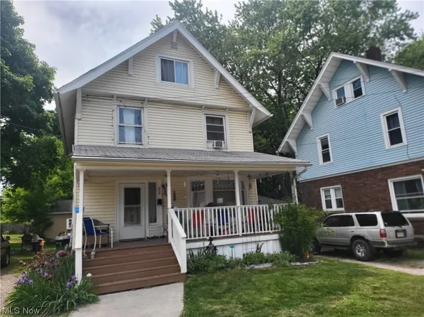 914 Seymour Dr, Ashtabula, OH 44004