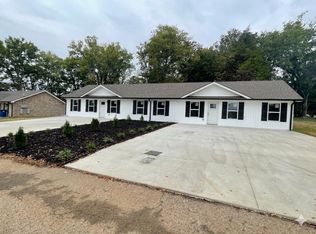 111 W End Ave, Shelbyville, TN 37160