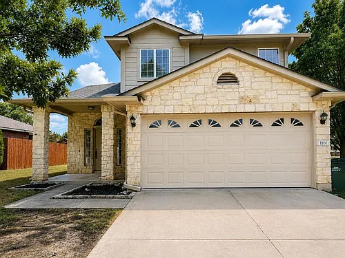 1101 Whitley Dr Photo 1