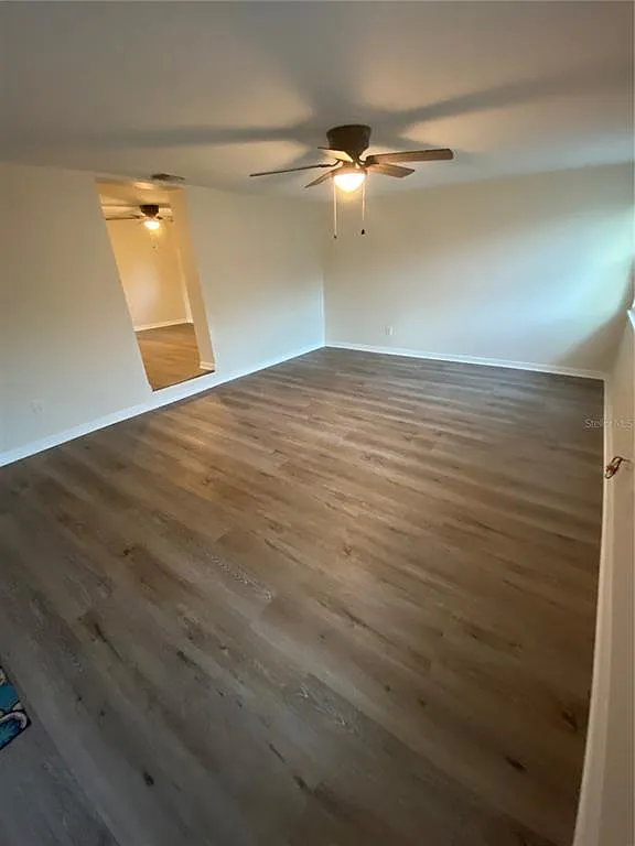 3 bed, 2.0 bath, 1480 sqft, $1,900 — Photo 3