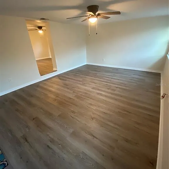 803 E Hazzard Ave — Photo 3
