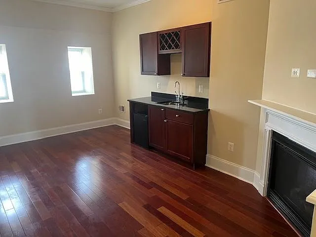1349 Jackson St — Photo 9