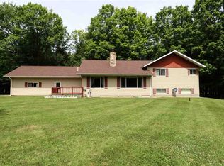 175017 Cypress Ln, Hatley, WI 54440