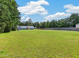 125 Woodleaf Lane, Jacksonville, NC 28540