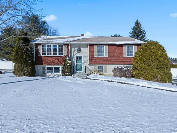 10 Marguerette Street, Lewiston, ME 04240