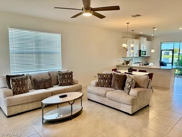 28318 Captiva Shell Loop — Photo 6