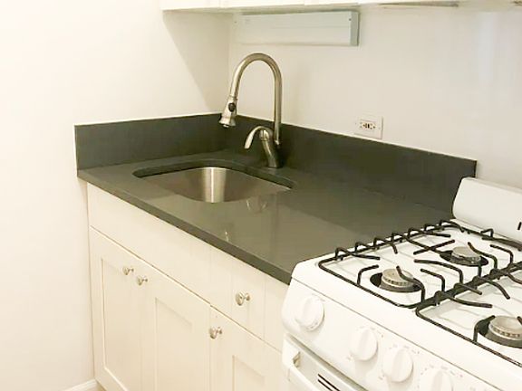 4th image of 530 E 89th St APT K