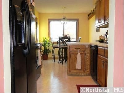 3rd image of 11833 Vintage St NW