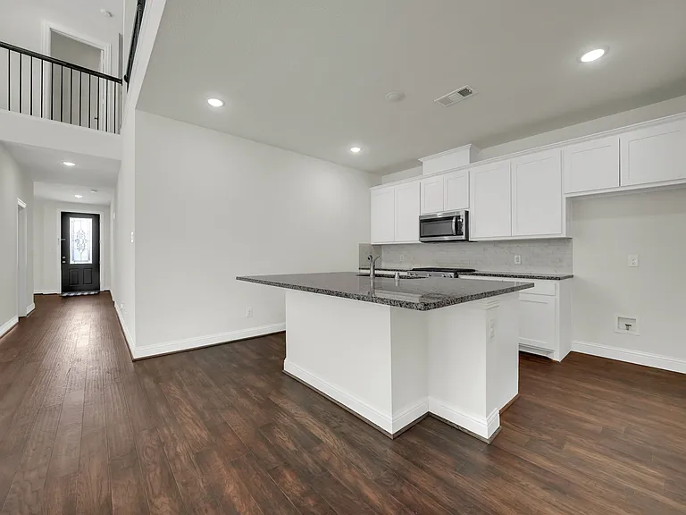310 Myrtle Beach Dr — Photo 16