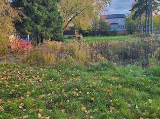 3 View St, Ajax, ON L1Z1E4