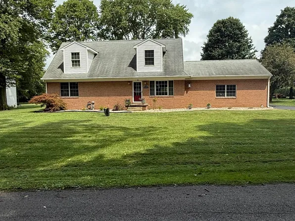 2710 Northwood Dr, Logansport, IN 46947