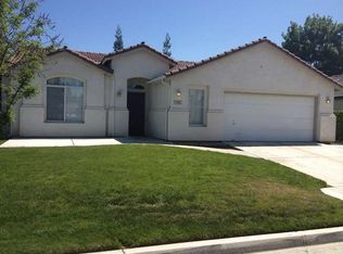 5664 E Burns Ave, Fresno, CA 93727