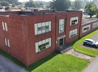 44 Patterson Ave, Oak Hill, WV