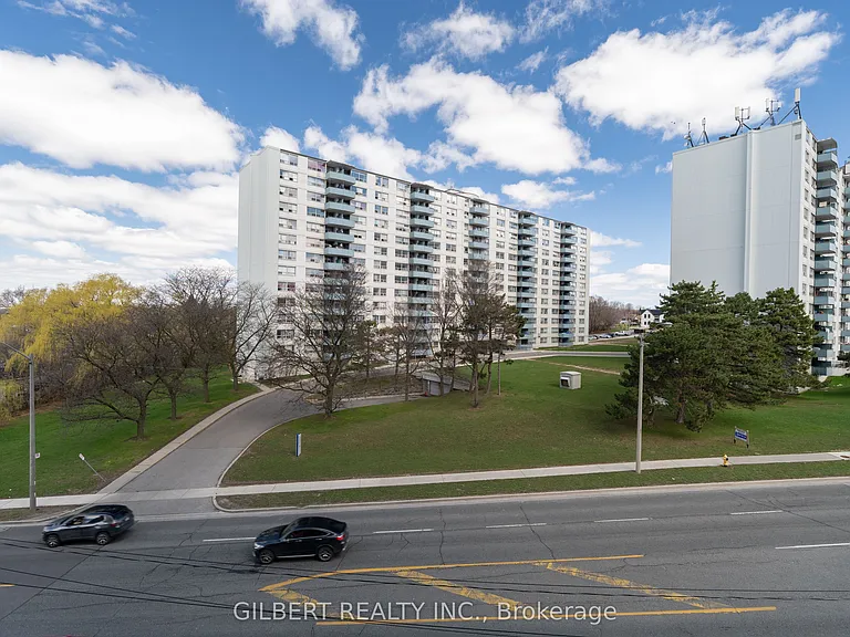 1461 Lawrence Ave W #404 — Photo 39