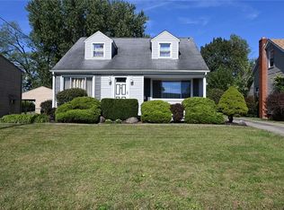 43 W Lewis St, Struthers, OH 44471