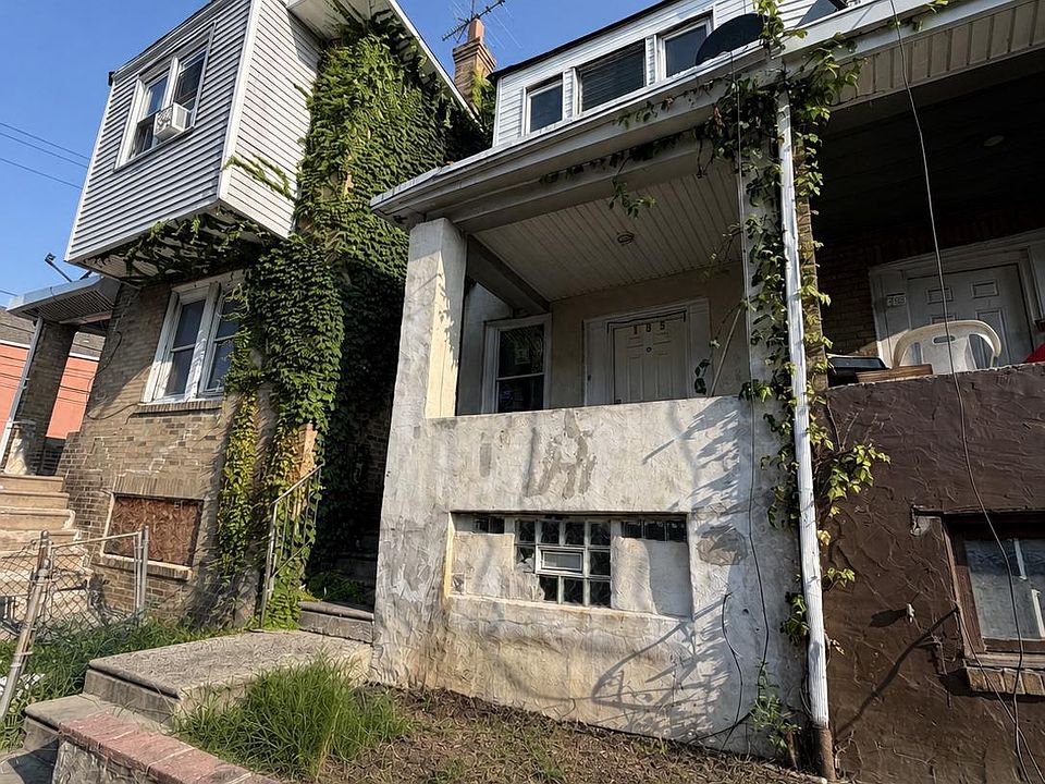 2nd image of 185 W Ruscomb St