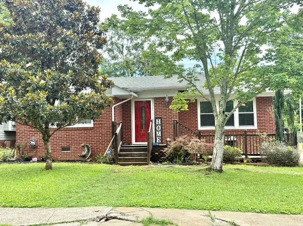 606 N Jefferson St, Tuscumbia, AL 35674