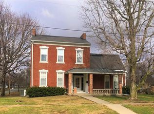 103 E Pearl St, Winchester, IL 62694