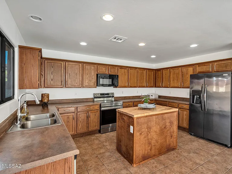 4830 S Vallecano Dr — Photo 20