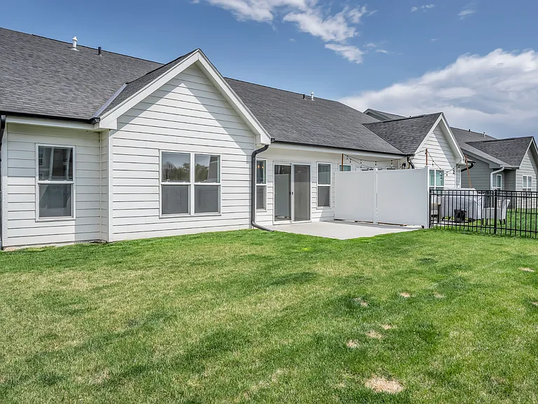 23817 Harvest Heights Cir — Photo 20