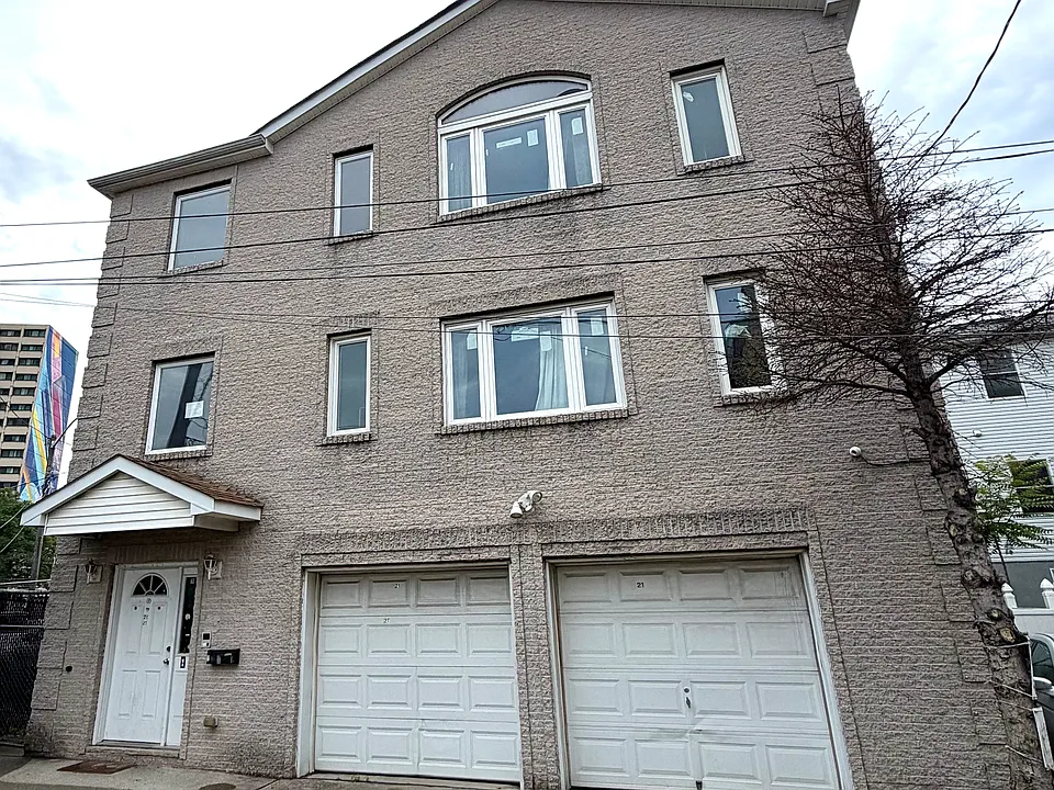 21 Perry St #1