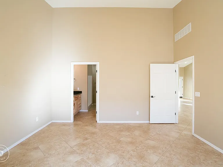 8971 W Northview Ave — Photo 8