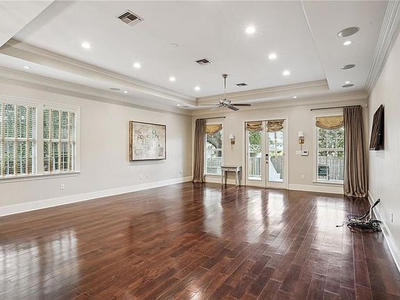3rd image of 6942 Argonne Blvd