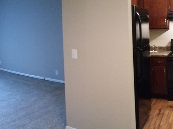 3rd image of 2915 Willow Oak Dr
