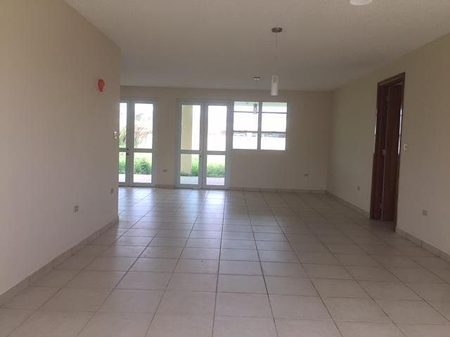 2nd image of 323 Calle Violeta