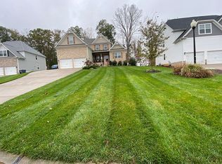 375 Meadowfield Run, Clemmons, NC 27012