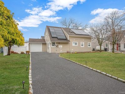 8 Bent Lane, Levittown, NY, 11756