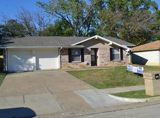 1403 Rambler Rd, Arlington, TX 76014