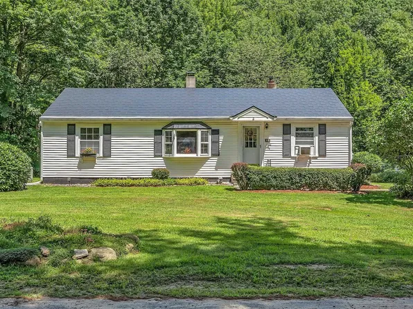 28 Walker Brook Road, Mason, NH 03048