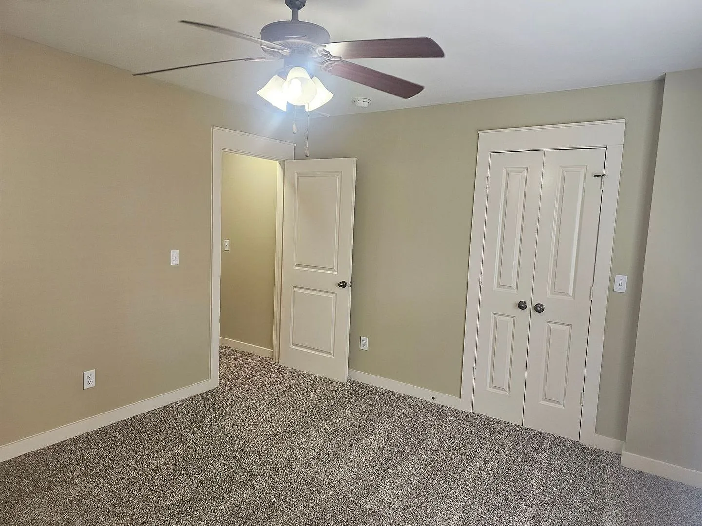 1679 Parktown Place — Photo 4