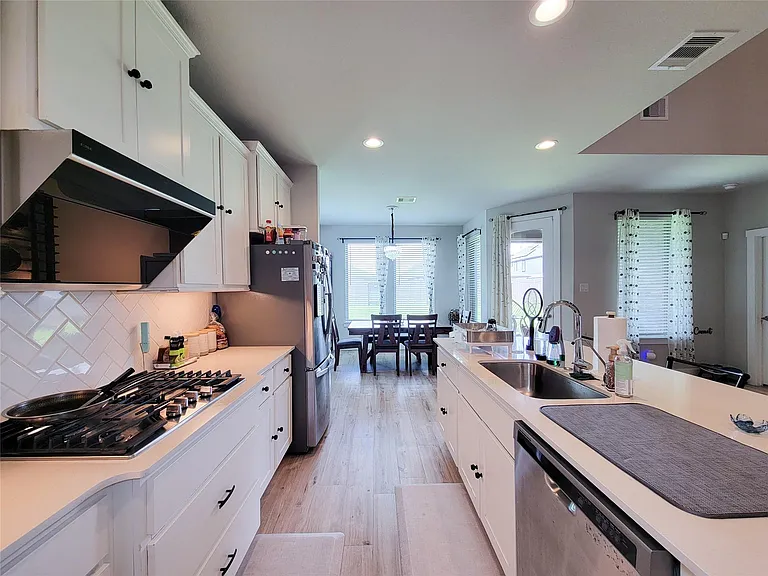 3534 Matterhorn Dr — Photo 17