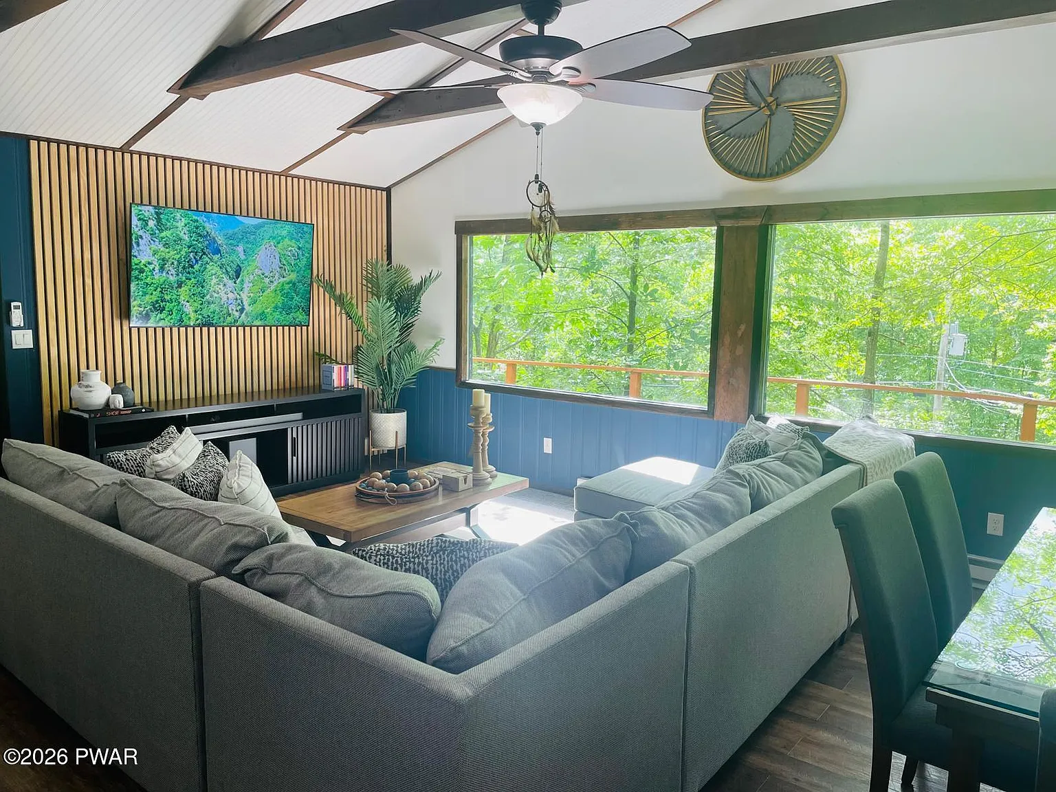 3 bed, 1.5 bath, 1488 sqft, $2,750 — Photo 3